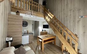 Risoul 1850 Beau Duplex pour 6 pers en plein centre de la station
